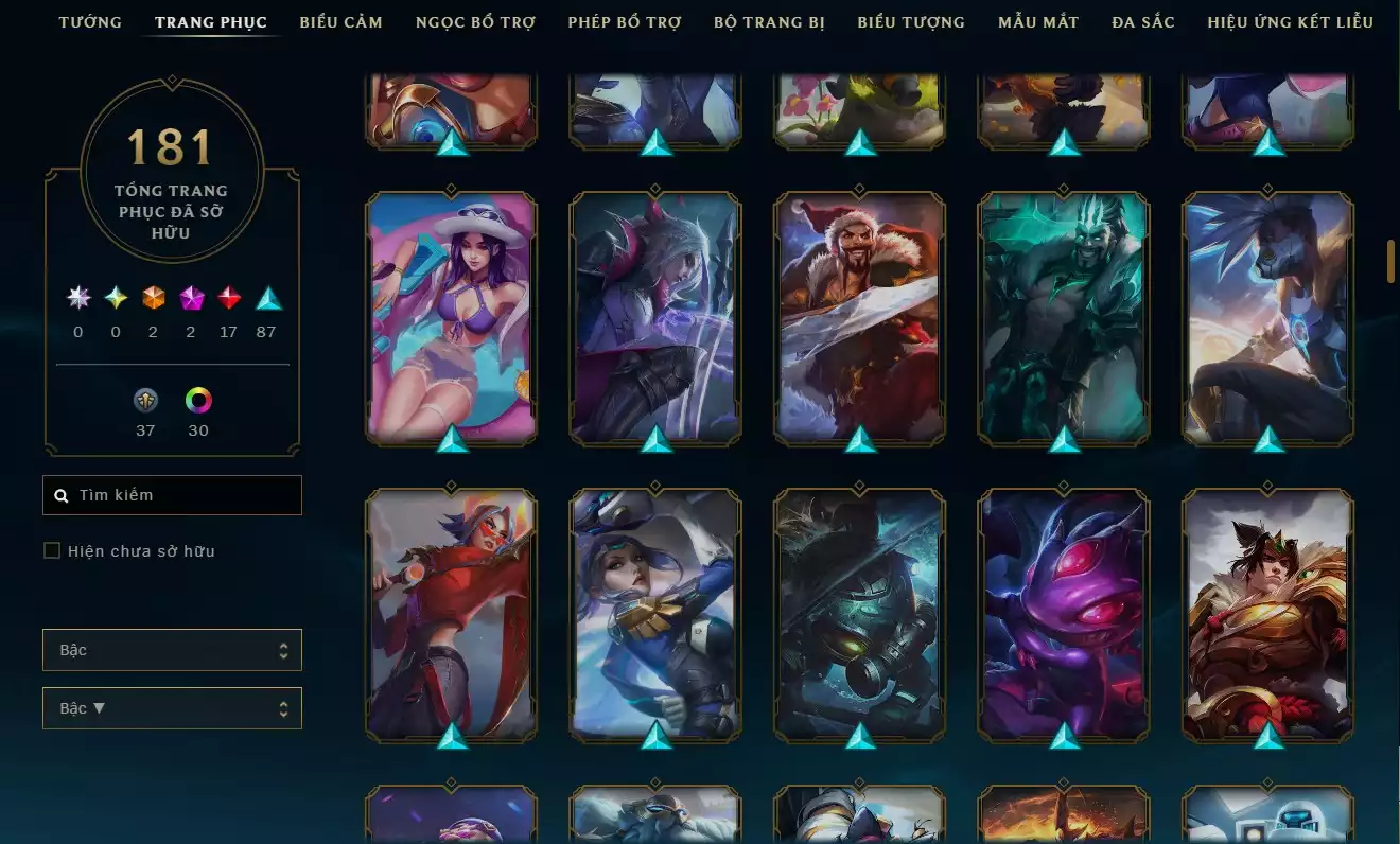 Ảnh 🎭 TFT 2 Linh Thú Tí Nị Xanh 7 Huy chương 🏅 Sân Pass cực đẹp 🏟️ Chưởng lực Xoẹt Xoẹt Tiệm Trà – Hàng Hiệu ⚡ 🎮 LOL 181 Skin 🎨 (nhiều skin đẹp, dễ nhìn) Skin nổi bật: ✦ Darius Lang Vương 👑 ✦ Leesin Nộ Long Cước 🐉 ✦ Jayce Arcane Kẻ Sống Sót 🔮 ✦ Yone Cao Bồi 🤠